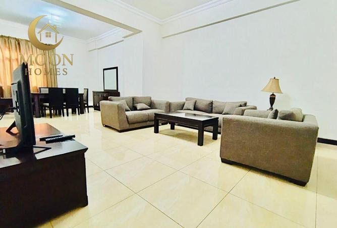 52042813 - Property Main Image