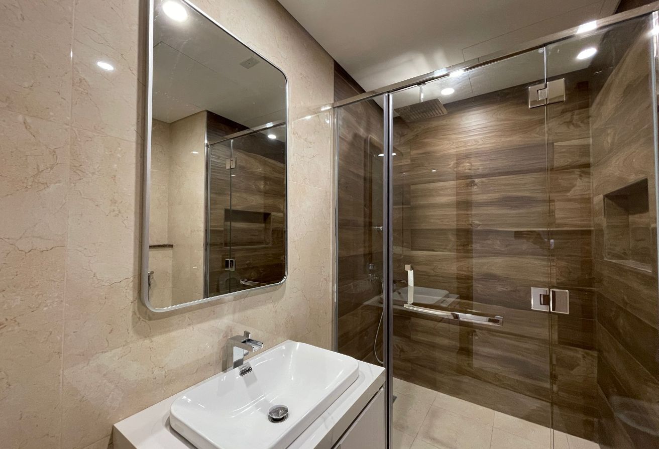 New Brand 1 BHK  I Fully Furnishe I Marina Lusail thumbnail 5