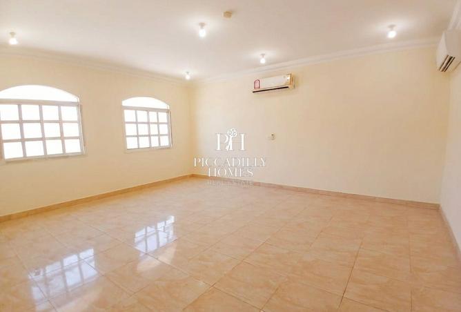 57085013 - Property Image 2