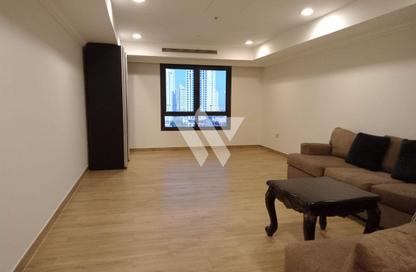 Apartment - 1 - 2 for sale in East Porto Drive - Porto Arabia - The Pearl Island - Doha Apartment - 1 - 2 for sale in East Porto Drive - Porto Arabia - The Pearl Island - Doha