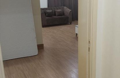 Apartment - 2 Bedrooms - 2 Bathrooms for rent in Ezdan Village 2 - Al Duhail - Doha