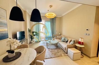 Apartment - 1 Bedroom - 2 Bathrooms for sale in Viva East - Viva Bahriyah - The Pearl Island - Doha