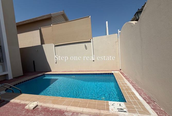 58043711 - Property Image 2