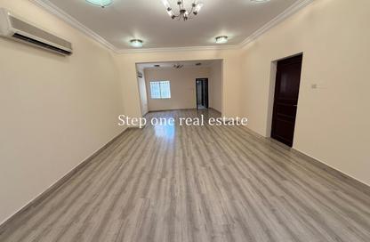 Villa - 5 Bedrooms - 6 Bathrooms for rent in Duhail Villas - Al Duhail - Doha