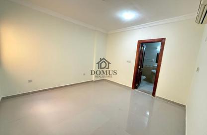 Apartment - 2 Bedrooms - 2 Bathrooms for rent in Anas Street - Fereej Bin Mahmoud North - Fereej Bin Mahmoud - Doha