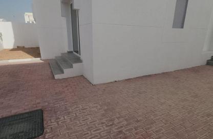 Villa - 4 Bedrooms - 5 Bathrooms for rent in Ain Khaled Villas - Ain Khaled - Doha