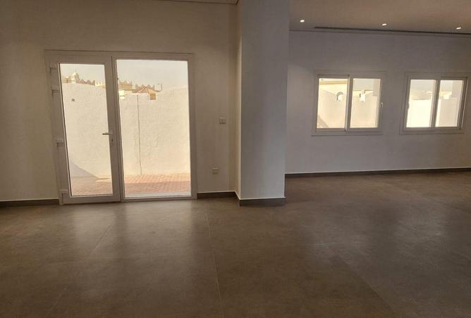 58145374 - Property Image 3