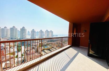 Apartment - 2 Bedrooms - 2 Bathrooms for rent in West Porto Drive - Porto Arabia - The Pearl Island - Doha