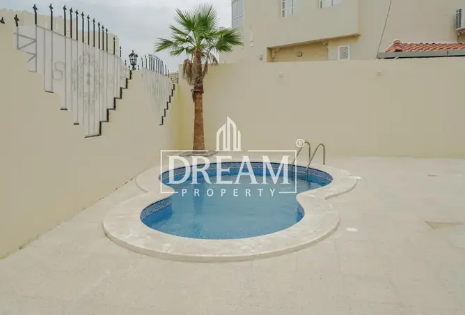 54978124 - Property Image 2