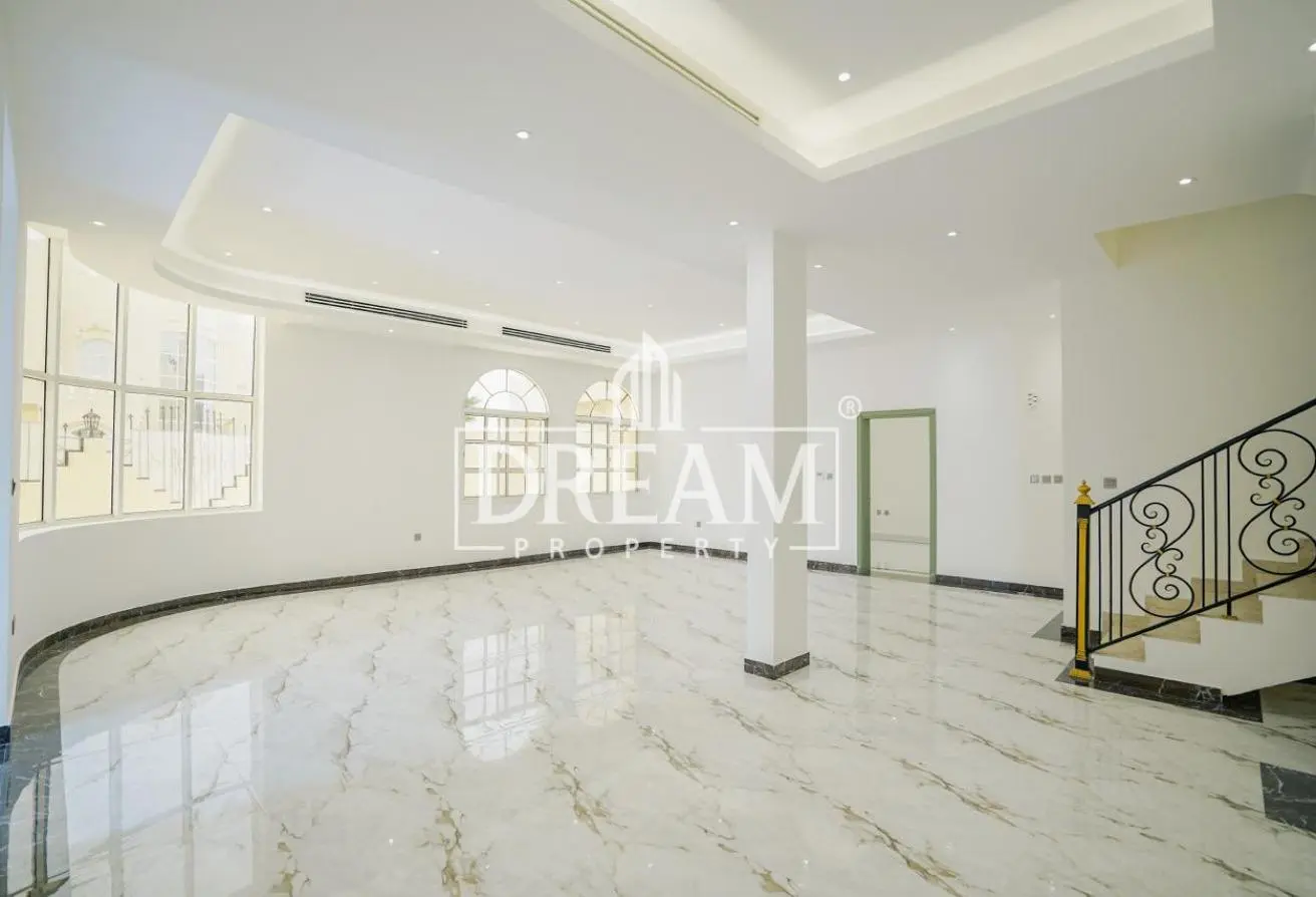 54978124 - Property Main Image