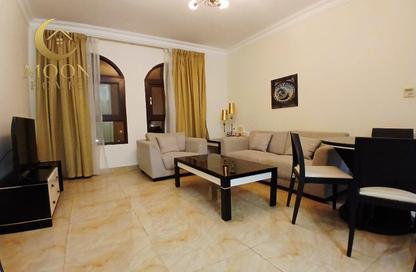 Apartment - 1 Bedroom - 1 Bathroom for rent in Umm Ghuwailina 4 - Umm Ghuwailina - Doha