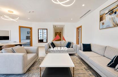 Apartment - 2 Bedrooms - 3 Bathrooms for rent in Floresta Gardens - Floresta Gardens - The Pearl Island - Doha