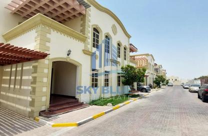 Penthouse - Studio - 1 Bathroom for rent in Al Duhail - Al Duhail - Doha