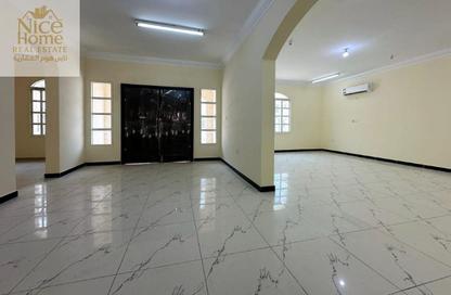 Villa - 5 Bedrooms - 5 Bathrooms for rent in Ain Khaled - Doha