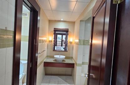 Apartment - 1 - 2 for sale in East Porto Drive - Porto Arabia - The Pearl Island - Doha