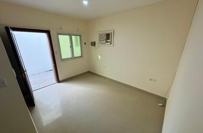 Apartment - Studio - 1 Bathroom for rent in Bu Hamour Street - Abu Hamour - Doha