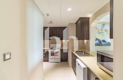 Apartment - 1 Bedroom - 2 Bathrooms for rent in West Porto Drive - Porto Arabia - The Pearl Island - Doha