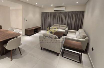Apartment - 2 Bedrooms - 2 Bathrooms for rent in Umm Ghwailina Comm - Umm Ghuwalina - Umm Ghuwailina - Doha