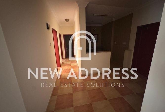 57677710 - Property Image 3