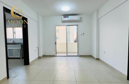 Apartment - 2 Bedrooms - 2 Bathrooms for rent in Umm Ghwailina Comm - Umm Ghuwalina - Umm Ghuwailina - Doha