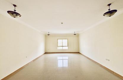 Apartment - 3 Bedrooms - 3 Bathrooms for rent in Al Mansoura - Al Mansoura - Doha