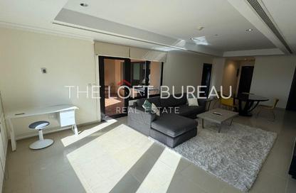 Apartment - 1 Bedroom - 2 Bathrooms for rent in East Porto Drive - Porto Arabia - The Pearl Island - Doha