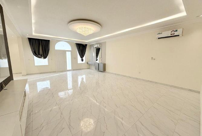 1000951 - Property Image 3