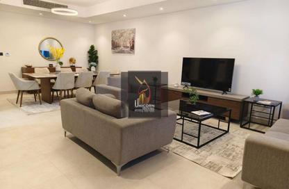 مجمع سكني - 5 غرف نوم - 6 حمامات للايجار في وادي المرخ - مريخ - المريخ - الدوحة