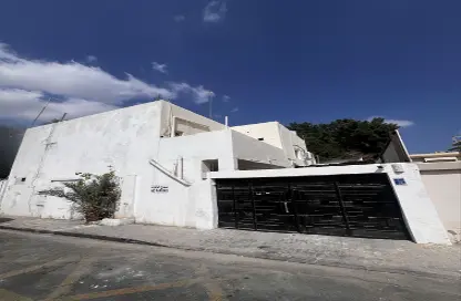 Villa - Studio - 1 Bathroom for rent in Al Nuaija Street - Al Hilal West - Al Hilal - Doha