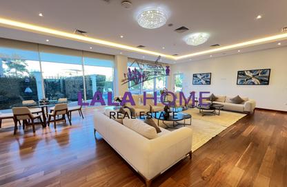 Villa - 5 Bedrooms - 5 Bathrooms for rent in Bilal Pearl Villas - The Pearl Island - Doha