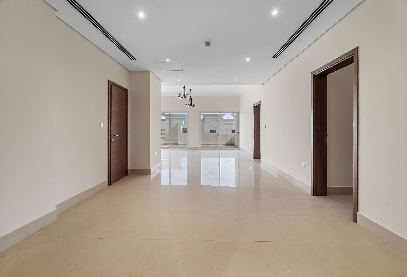 SF-3BR Penthouse | Open-Plan Design | Foxhills