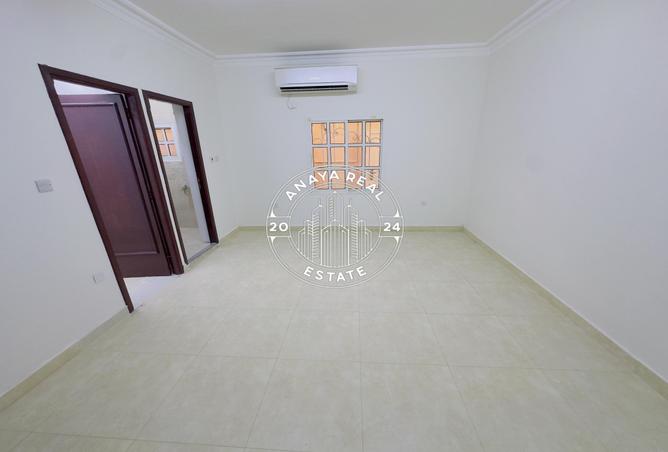 57033872 - Property Main Image