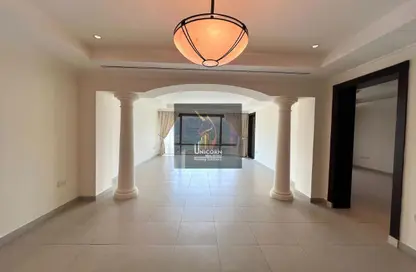 Townhouse - 2 Bedrooms - 3 Bathrooms for rent in East Porto Drive - Porto Arabia - The Pearl Island - Doha