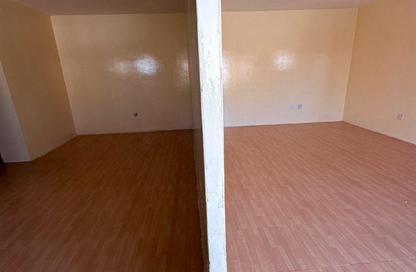 Apartment - 2 Bedrooms - 1 Bathroom for rent in Old Al Ghanim - Al Ghanim - Doha Apartment - 2 Bedrooms - 1 Bathroom for rent in Old Al Ghanim - Al Ghanim - Doha