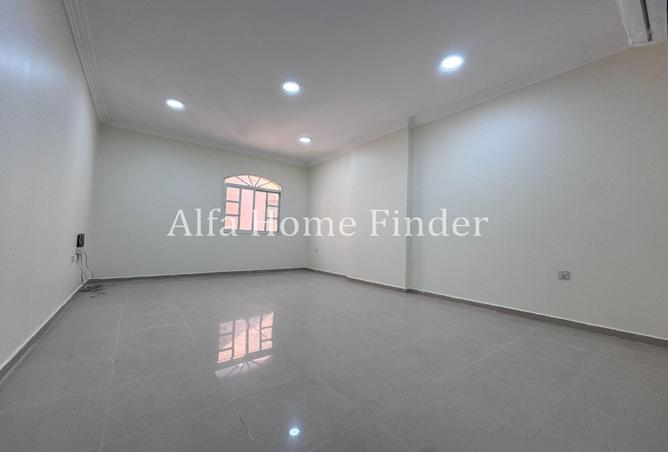 1013439 - Property Image 2