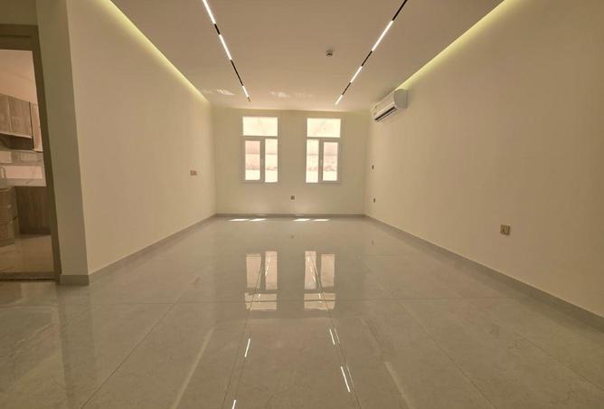 56721150 - Property Main Image