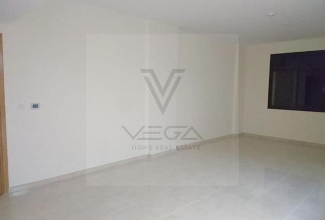 58254363 - Property Main Image