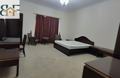 Apartment - 3 Bedrooms - 2 Bathrooms for rent in Al Sadd - Doha