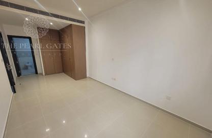 Apartment - 2 Bedrooms - 2 Bathrooms for rent in Al Nasr Street - Al Nasr - Doha