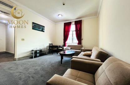 Apartment - 1 - 1 for rent in Umm Ghwailina Comm - Umm Ghuwalina - Umm Ghuwailina - Doha