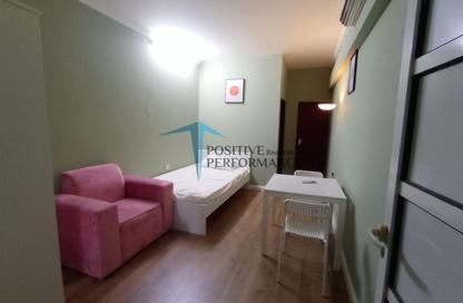 Apartment - Studio - 1 Bathroom for rent in Al Dafna - Al Dafna - Doha