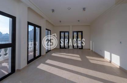 Apartment - 3 Bedrooms - 4 Bathrooms for rent in Carnaval - Qanat Quartier - The Pearl Island - Doha Apartment - 3 Bedrooms - 4 Bathrooms for rent in Carnaval - Qanat Quartier - The Pearl Island - Doha