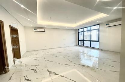 Villa - 5 Bedrooms - 5 Bathrooms for rent in Al Numan Street - Al Aziziyah - Doha