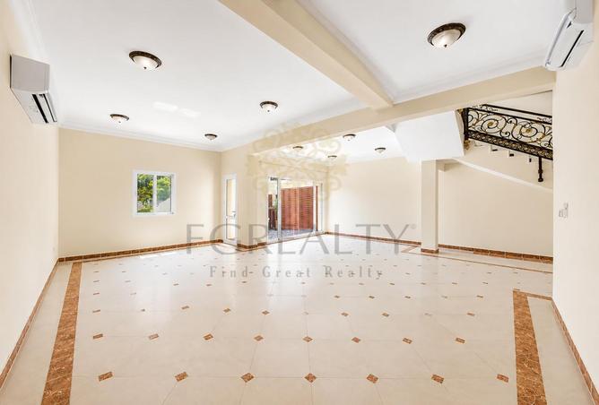 62011808 - Property Image 3