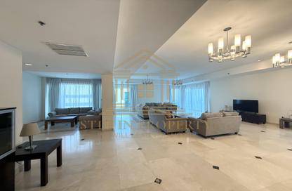 Penthouse - 5 Bedrooms - 6 Bathrooms for rent in Somerset West Bay Doha - West Bay - Doha