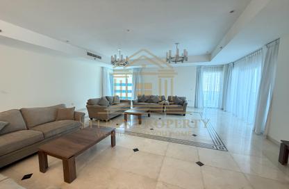Penthouse - 5 Bedrooms - 6 Bathrooms for rent in Somerset West Bay Doha - West Bay - Doha