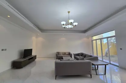 Compound - 4 Bedrooms - 5 Bathrooms for rent in Al Fardan Gardens - Abu Sidra - Al Rayyan - Doha