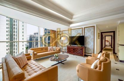 Apartment - 3 Bedrooms - 4 Bathrooms for rent in West Bay Tower - West Bay - West Bay - Doha