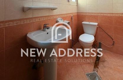 Apartment - 2 Bedrooms - 2 Bathrooms for rent in Al Sadd - Doha