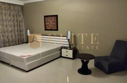 Apartment - 2 Bedrooms - 3 Bathrooms for rent in West Bay Tower - West Bay - West Bay - Doha